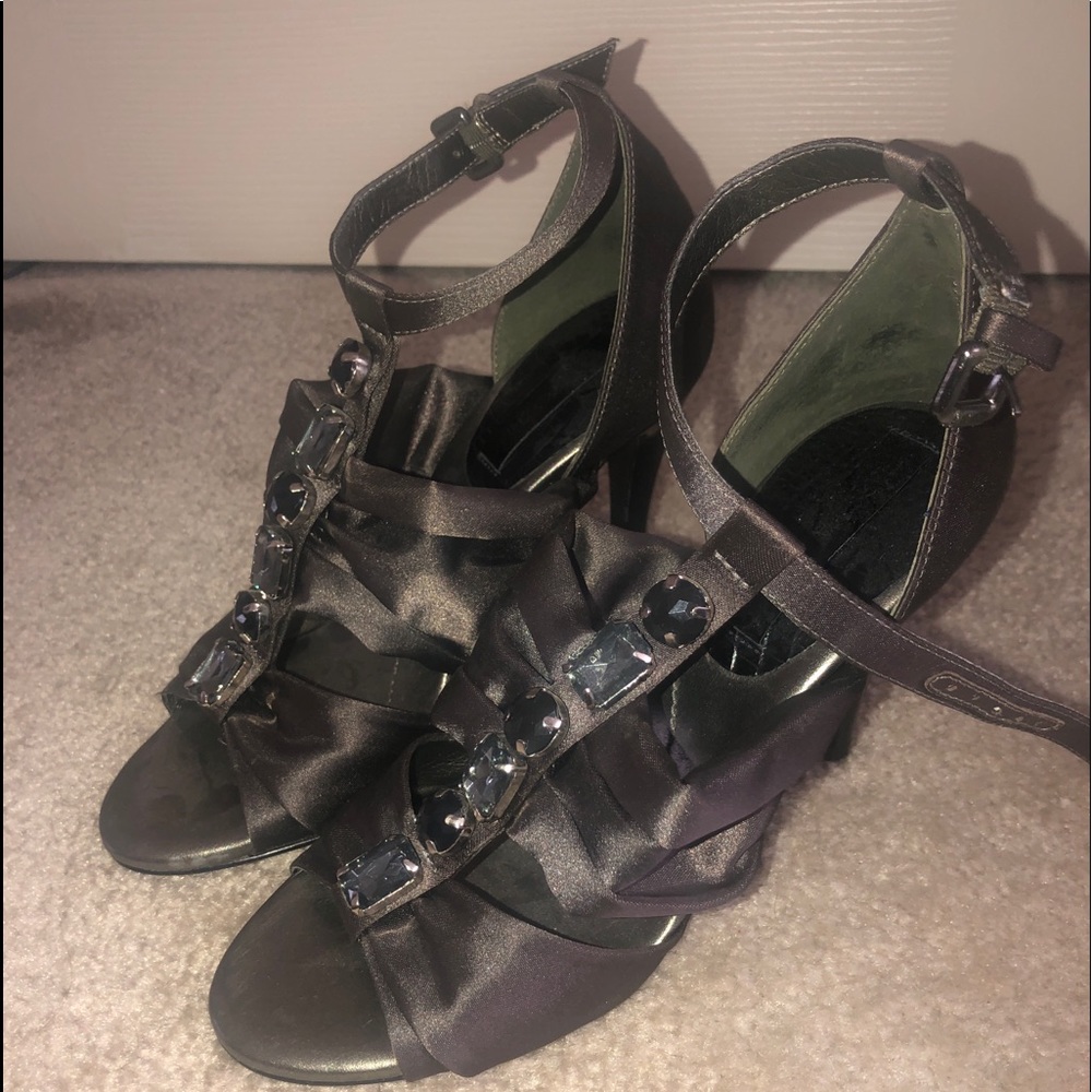 BCBG Maxazria women’s shoes